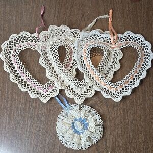 Lace Hearts and Cameo Ornament Bundle, 4 Items‎